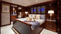 ZOOM ZOOM ZOOM - A Master Cabin
